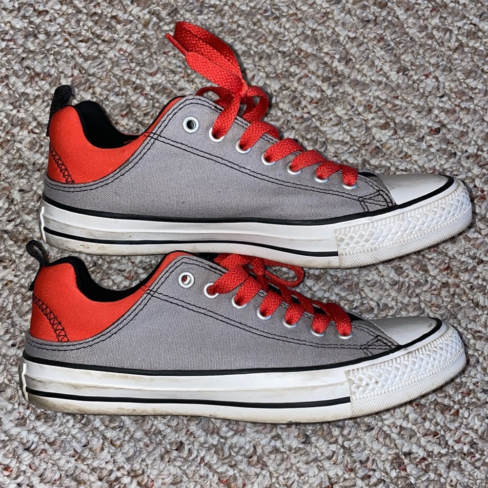 Converse Women’s Sneaker - Picture 2 of 4